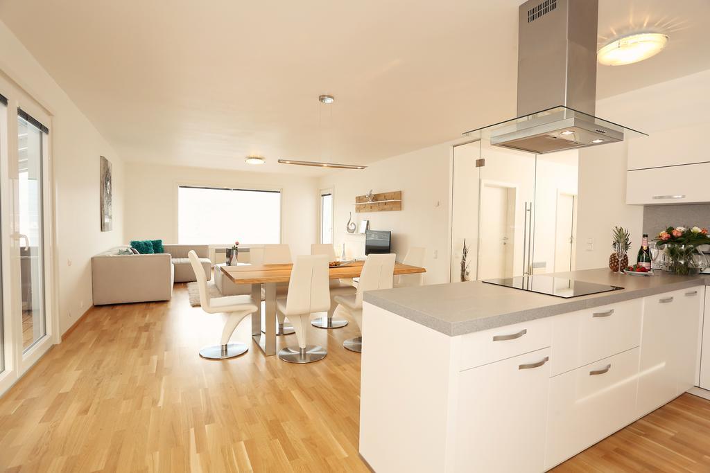 Seevillen Excelsior Velden am Woerthersee Room photo